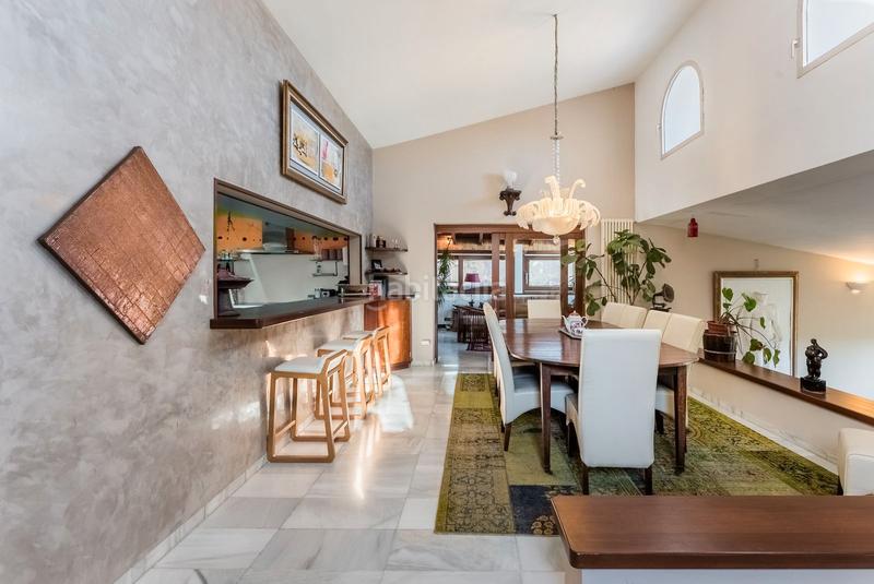 Foto 979b48fb-5ef9-4235-a554-0cf528eeffcf. Chalet in calle londres s/n in Las Brisas Marbella