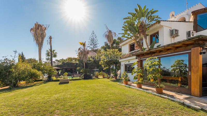 Foto c512d69f-5071-45cc-a7d6-5890d6eea2b3. Chalet in calle londres s/n in Las Brisas Marbella