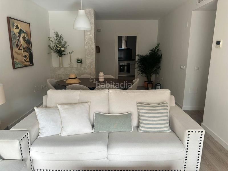 Foto 4b78a4bf-b342-4781-8e6c-6fef9a1c444a. Appartement dans calle las ventas 18 dans Nueva Andalucía centro Marbella