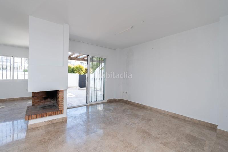 Foto 61e6bcec-5bdc-4aa9-a3b3-211a6c15d692. Casa adosada en plaza de cibeles 363 gran potencial de reforma en casa adosada con jardín en los naranjos, nueva andalucía en Marbella