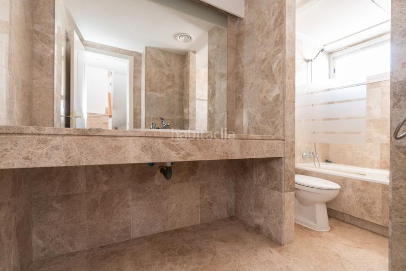 Foto 67917d0a-377a-4a89-b960-82efa7c617d7. Casa adosada en plaza de cibeles 363 gran potencial de reforma en casa adosada con jardín en los naranjos, nueva andalucía en Marbella