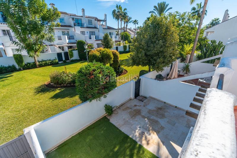 Foto 99803ce8-2a35-4183-aca6-a13dcf75c111. Casa adosada en plaza de cibeles 363 gran potencial de reforma en casa adosada con jardín en los naranjos, nueva andalucía en Marbella