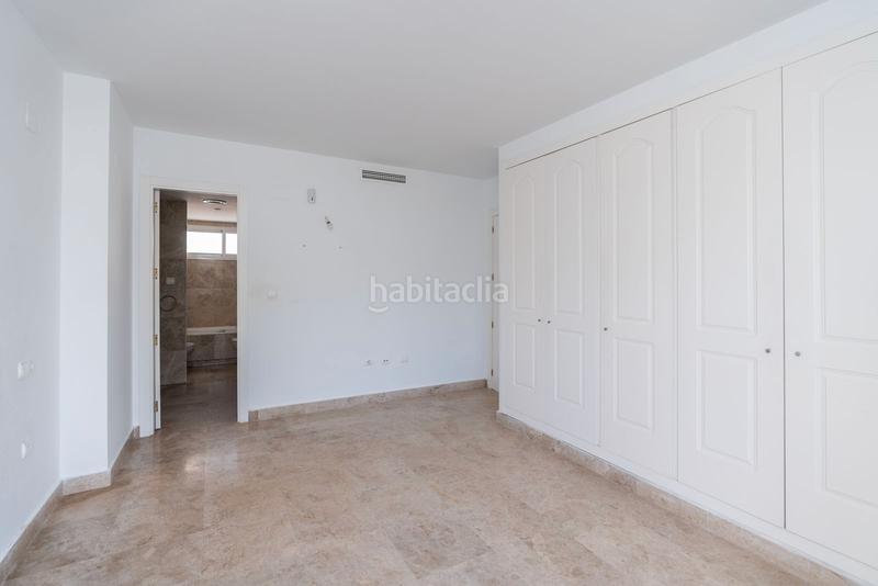 Foto c9ca8367-b5f5-44fd-b2e5-42bac174c114. Casa adosada en plaza de cibeles 363 gran potencial de reforma en casa adosada con jardín en los naranjos, nueva andalucía en Marbella