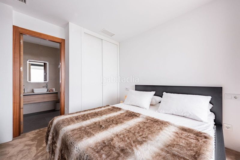 Foto 30d15390-9d6d-42ef-9500-b25d1b4c3219. Chalet in calle villa borghese 1 in Valle Romano Golf Estepona