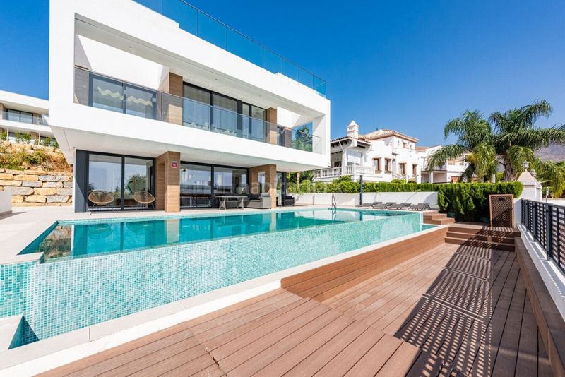 Foto 6cc8c11b-5d12-4432-8a76-7c634190cbe9. Chalet in calle villa borghese 1 in Valle Romano Golf Estepona