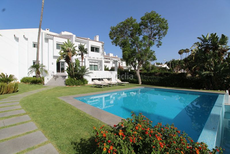 Foto 168cc20a-00b3-4b37-88da-4c1756b7676b. Chalet in calle río tajo 2 in Nueva Andalucía centro Marbella
