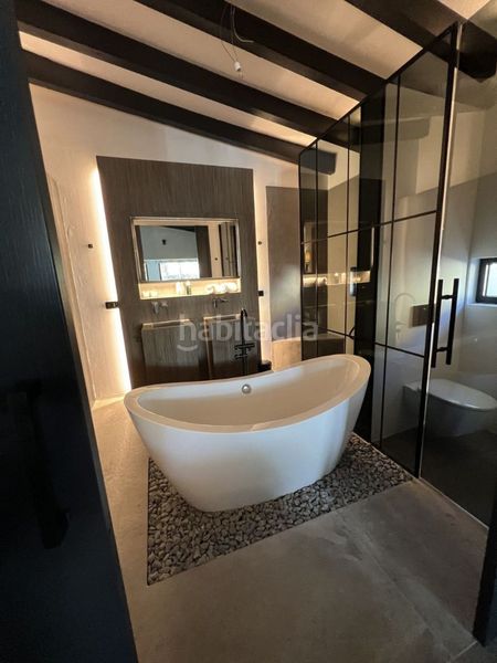 Foto 0253c076-6ca8-4a8b-befd-7dbaa5fe4fb9. Alquiler chalet en avenida josé banús 32 diseño vanguardista y ecológico con spa privado en Puerto Banús en Marbella