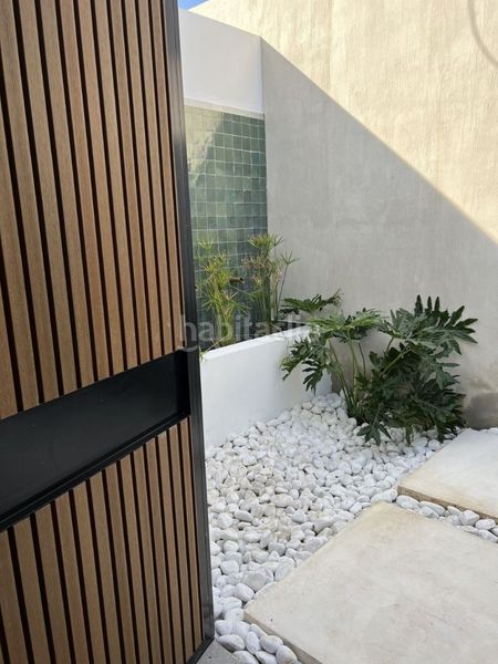 Foto 936c6381-bf94-424e-8097-7349bcebacaa. Alquiler chalet en avenida josé banús 32 diseño vanguardista y ecológico con spa privado en Puerto Banús en Marbella