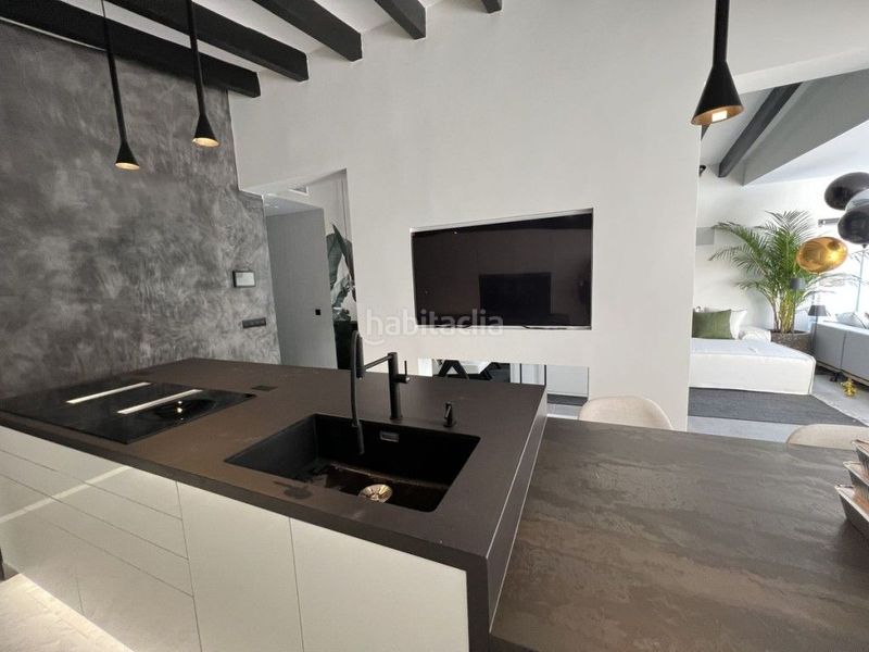 Foto ad6b3dd1-6d88-40d9-83fd-581936fb0fe0. Alquiler chalet en avenida josé banús 32 diseño vanguardista y ecológico con spa privado en Puerto Banús en Marbella