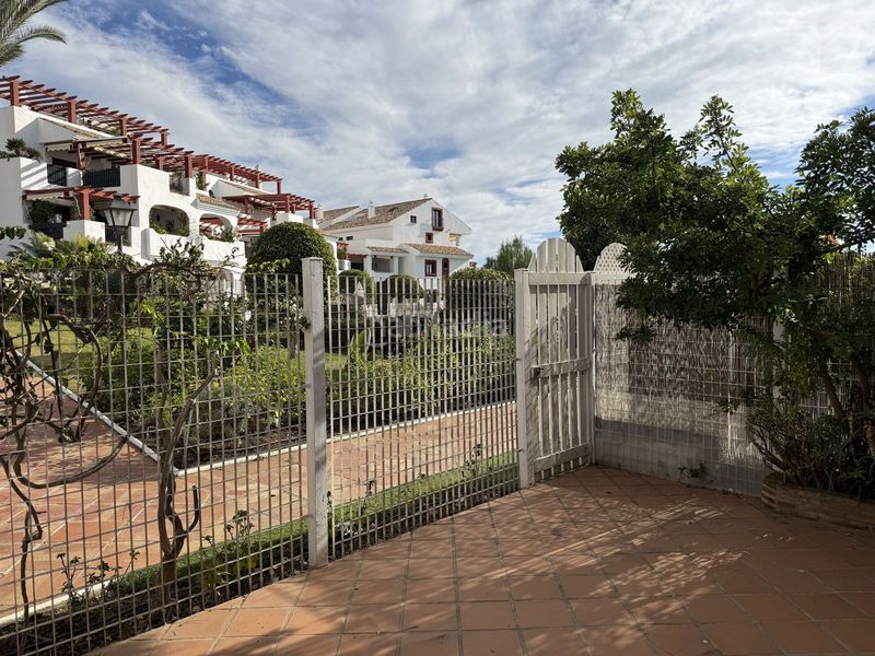 Foto fba50fb1-00f1-418a-b5c7-a732ff07164e. Etagenwohnung in avenida marqués del duero 82 in San Pedro de Alcántara Pueblo Marbella