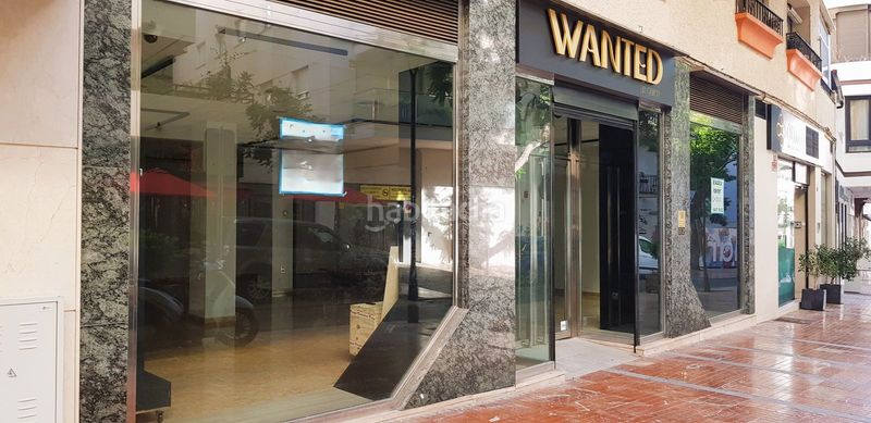 Foto 515d3e92-250e-4a46-b9ea-99f663d9b596. Alquiler local comercial en avenida mercado 12 local comercial de gran visibilidad en el centro en Marbella