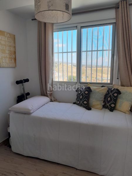 Foto ad18a076-df6f-4a63-98dc-d1236623ab28. Chalet ?? casa con gran parcela y piscina de 20 metros : inversión con alto potencial en Marbella