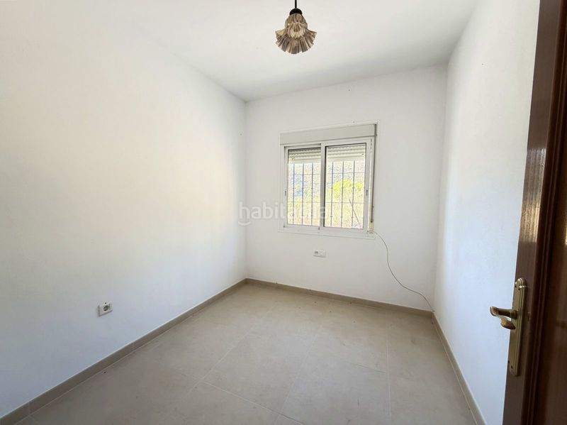 Foto 706e5816-5461-4ee8-a658-553f92484739. Casa amb piscina a Centro Estepona