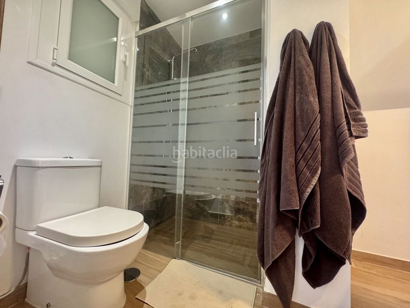 Foto 56a9cc93-147a-4362-b98a-ef8ee3bc576f. Chalet mit parking pool in Parque Central Estepona