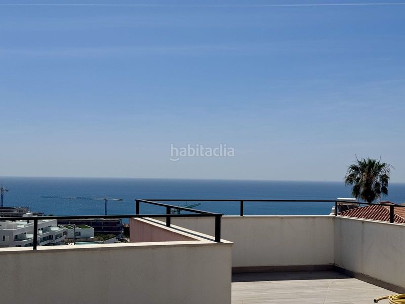 Foto 6a989db2-9976-4c09-b6bf-ade2dd90dfb7. Chalet mit parking pool in Parque Central Estepona