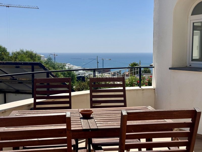 Foto 8e6d4807-9575-404c-81e9-c6a5e6f3017c. Chalet mit parking pool in Parque Central Estepona