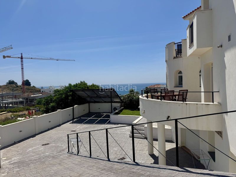 Foto 8f6afcae-6dc7-47a1-8a83-476d8449e662. Chalet mit parking pool in Parque Central Estepona