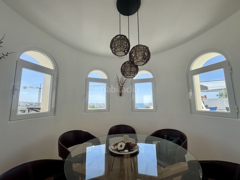 Foto dc1c8f85-46f0-4ee2-b97e-a1ad5d3943b8. Chalet mit parking pool in Parque Central Estepona