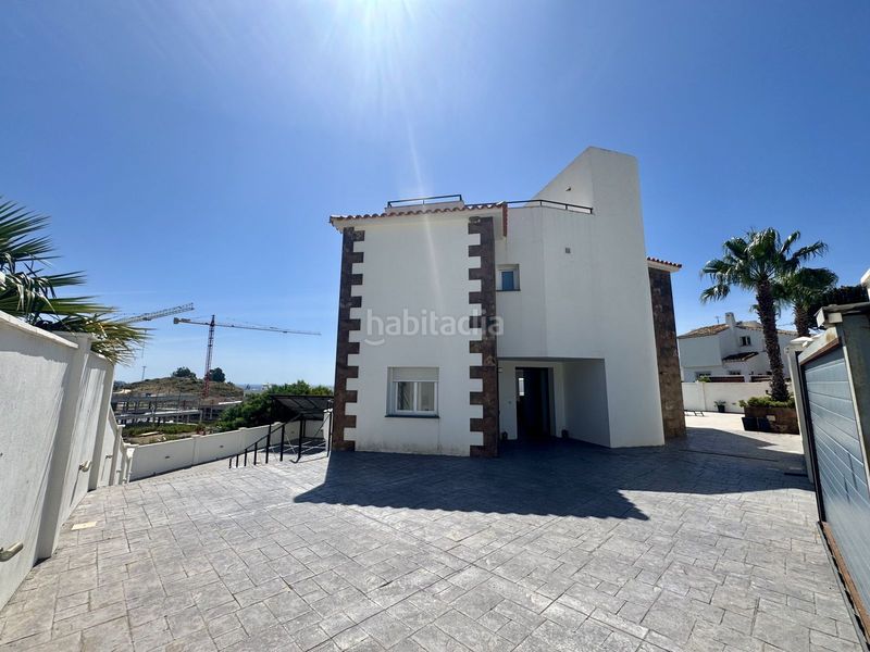 Foto ef8b1fc8-3a87-4b4c-86f5-dd4cfc29c1c4. Chalet mit parking pool in Parque Central Estepona