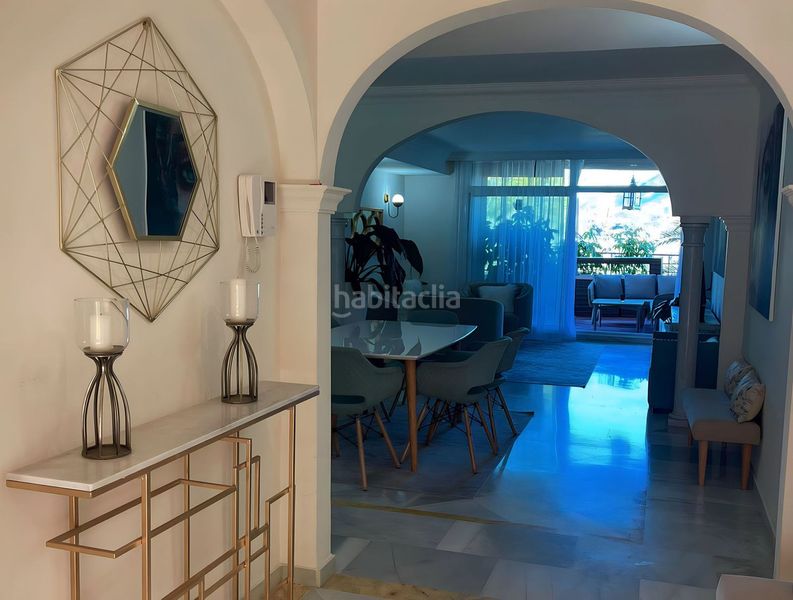 Foto 1725c8d1-b649-4ec3-b9c6-92399b19c517. Pis amb aparcament piscina a Las Brisas Marbella