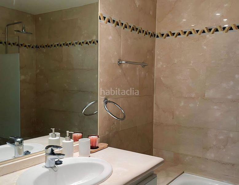 Foto 9796b81a-1693-4535-92c9-5ff325e14086. Pis amb aparcament piscina a Las Brisas Marbella