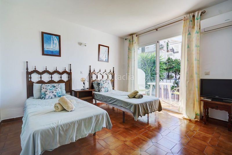 Foto 12d9b1ba-0a93-4fdb-930f-90c8449a1227. Casa adossada amb piscina a Bello Horizonte - Lindasol Marbella