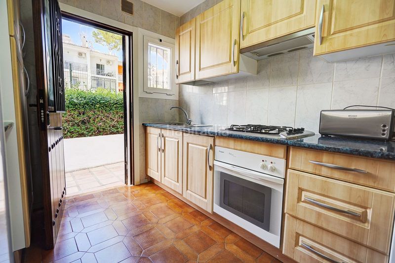 Foto 6ff84213-3564-497c-8711-c63c7dfb3828. Casa adossada amb piscina a Bello Horizonte - Lindasol Marbella
