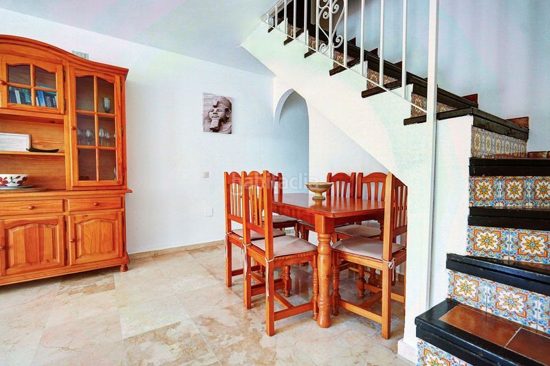 Foto bf8d2d7e-4034-421a-ad37-8ed86a294282. Casa adossada amb piscina a Bello Horizonte - Lindasol Marbella