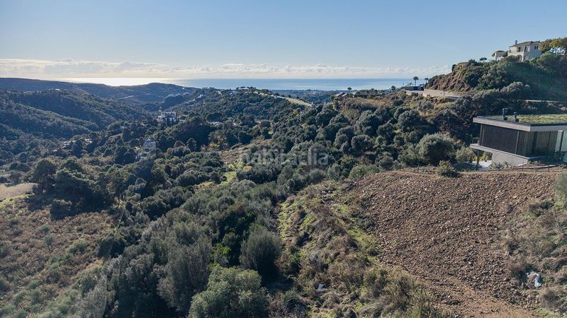 Foto 1e2df4a8-971f-4a54-848a-535d1d317a79. Terreno residencial ?? monte mayor: parcela premium con vistas panorámicas al mar y proyecto de villa en Benahavís