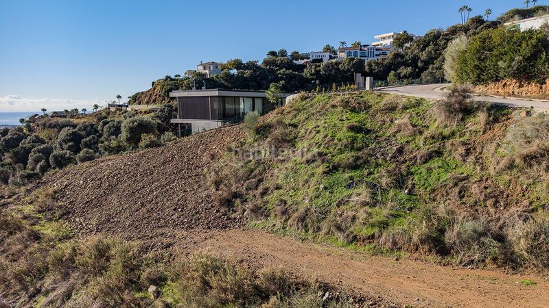 Foto d6f8ca9e-99b0-4374-8b4c-34e85628db2b. Terreno residencial ?? monte mayor: parcela premium con vistas panorámicas al mar y proyecto de villa en Benahavís
