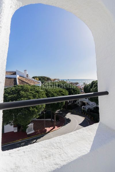 Foto ce6c0059-c84c-4c6e-a303-22f3ea97bda9. Casa adossada amb piscina a Mijas pueblo Mijas