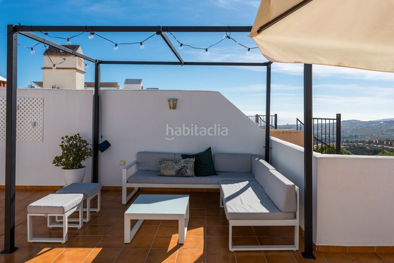Foto e8162b3f-c3aa-45b2-b988-1b042a7990d6. Àtic amb piscina a Casares pueblo Casares