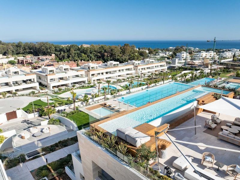 Foto 62204456-2c56-4409-bd9b-dd4d72333f93. Apartament amb aparcament piscina a La Carolina - Guadalpín Marbella