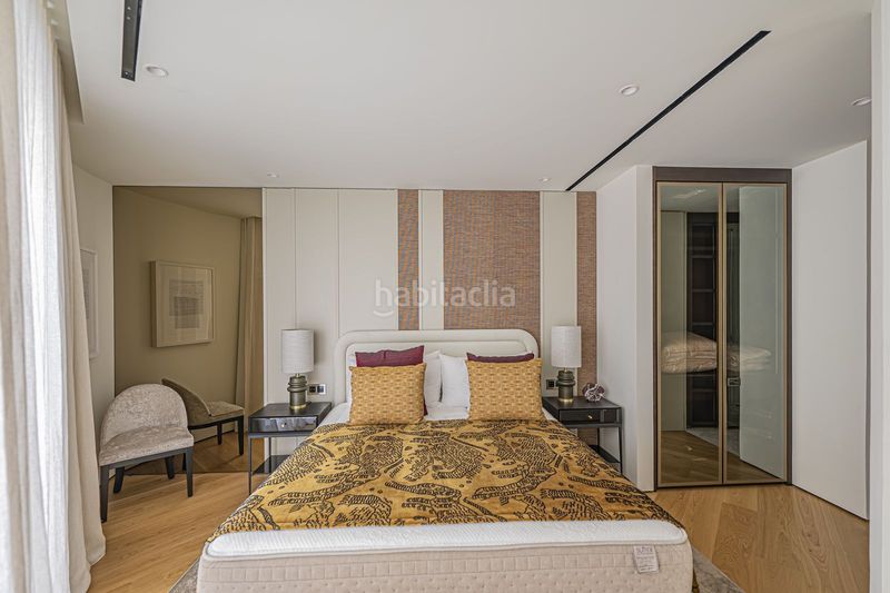Foto 930e80c0-3549-4c96-8358-7e4db2530379. Apartament amb aparcament piscina a La Carolina - Guadalpín Marbella
