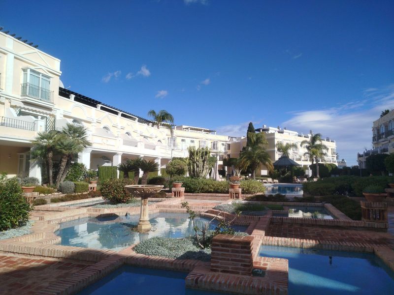 Foto 93556747-efd4-47d0-9658-5beeca45dac1. Pis amb piscina a Aloha Marbella