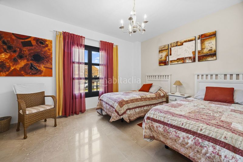 Foto e6b83503-c9e3-4bbf-b93c-b20977980dbb. Xalet espectacular chalet independiente en Guadalmina Alta, san pedro de alcántara a Marbella