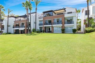 Duplex in La Concha - Resina Golf. Dúplex en palm gardens, estepona - tu refugio con vistas al mar
