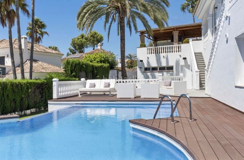 Foto c3a58b79-bf27-49af-92e9-8cbb75b85fa2. Xalet amb piscina a Santa María Marbella