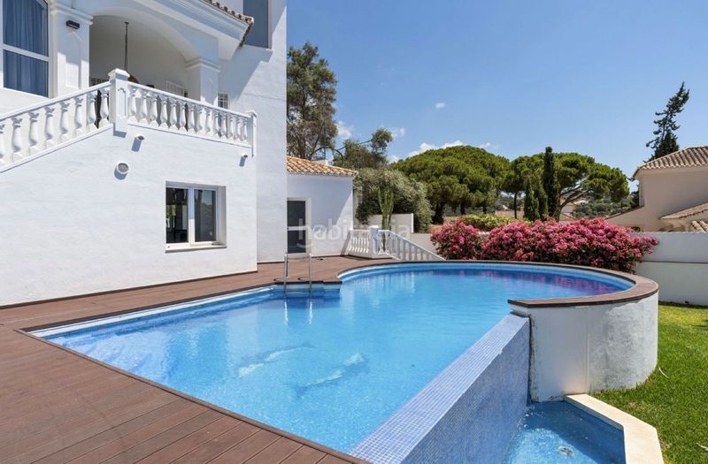 Foto d114f156-42ac-4a2b-be61-0b4d75d9c0ca. Xalet amb piscina a Santa María Marbella