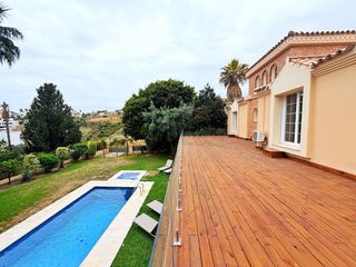 Lloguer Xalet a La Alquería. Una villa donde el espacio, la privacidad y el confort se unen p