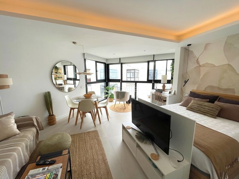 Foto d5feec9e-bbc2-4abd-8435-94a67fc8a147. Monolocale in avenida duque de ahumada 10 in Playa Bajadilla - Puertos Marbella