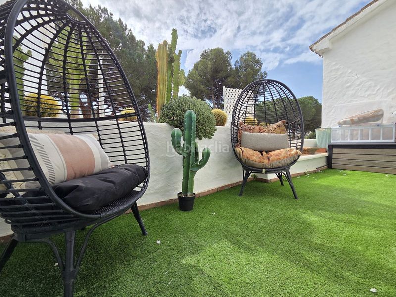 Foto 195b503d-ac66-4f41-a211-807022866c99. Casa adossada amb piscina a La Dama de Noche - La Alzambra Marbella
