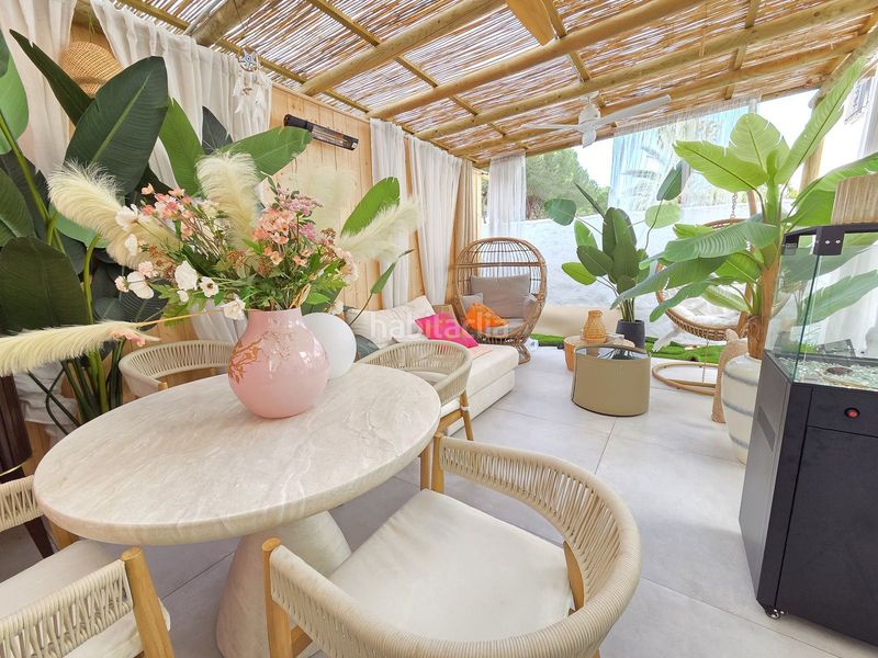 Foto a4b0cda2-4739-4041-baa3-fbe967c513c4. Casa adossada amb piscina a La Dama de Noche - La Alzambra Marbella