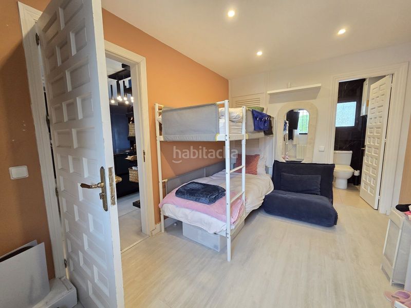 Foto e557f7c3-3c49-42f3-9508-286e8ee8b6f7. Casa adossada amb piscina a La Dama de Noche - La Alzambra Marbella
