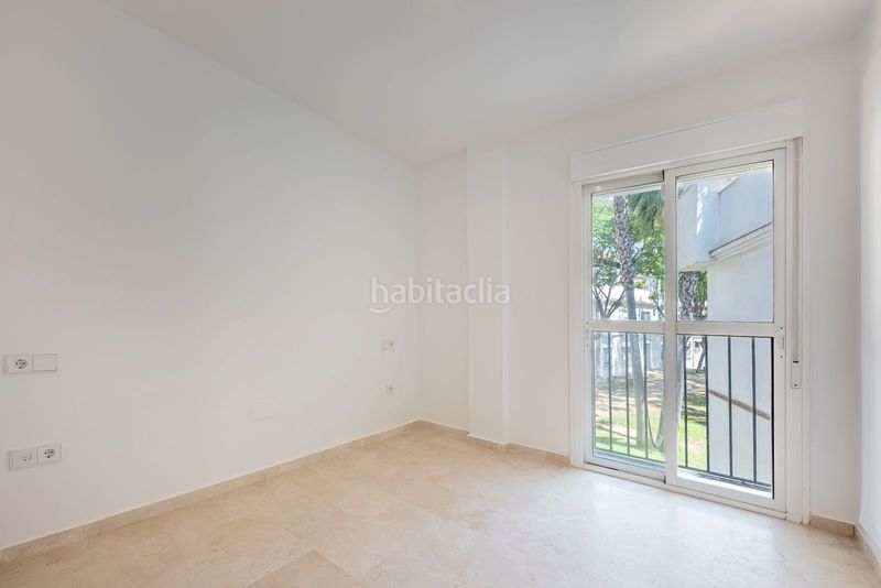Foto c77bd22c-192b-45e7-8f57-19585803b0e3. Pis amb piscina a Cancelada Estepona