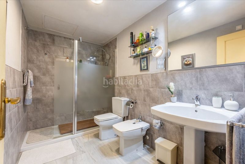 Foto 6043b28f-05ee-4cc4-bd39-ee5c98ff3f47. Casa adosada en calle aloe 14 exclusiva casa adosada de esquina con amplio jardín privado en la nueva milla de oro, en Estepona