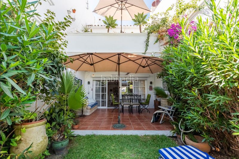 Foto 71a81602-e29d-48dd-8fe0-69253e8ec606. Casa adosada en calle aloe 14 exclusiva casa adosada de esquina con amplio jardín privado en la nueva milla de oro, en Estepona