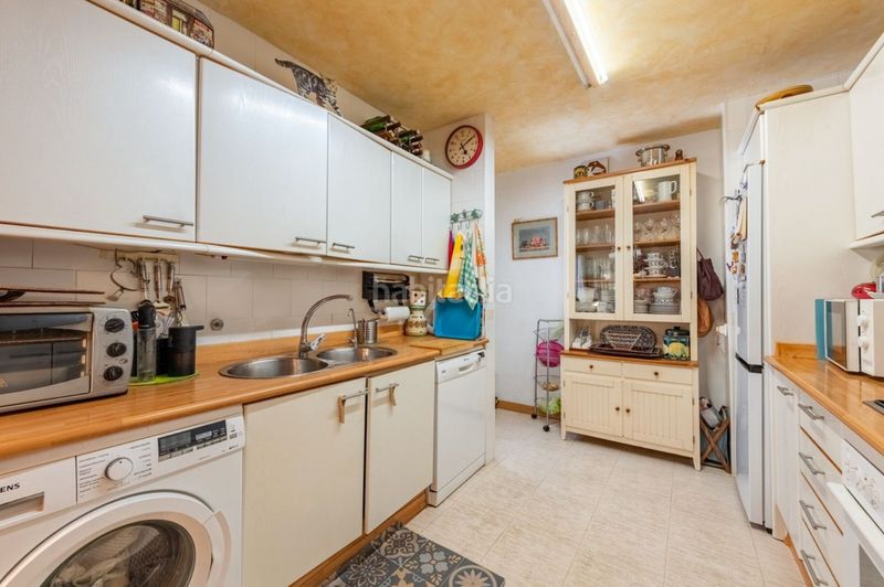 Foto aad92aa3-27aa-44d6-8203-a17862fd2c4f. Casa adosada en calle aloe 14 exclusiva casa adosada de esquina con amplio jardín privado en la nueva milla de oro, en Estepona