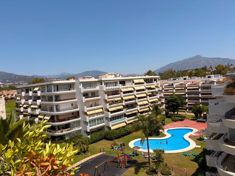 Foto 516159f3-1bbe-4562-b51c-20174e3ff071. Pis amb piscina a Guadalmina Alta Marbella