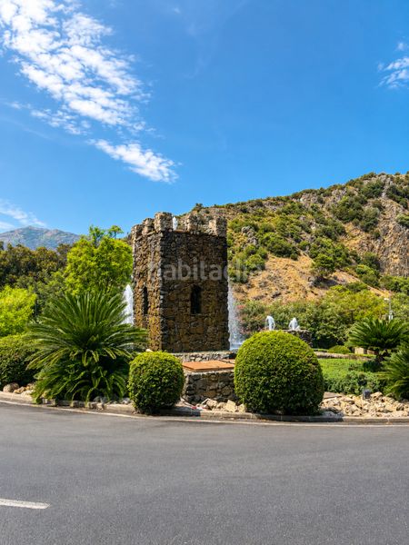 Foto dc713f60-d165-462a-8ce4-ab7bed82f5f0. Alquiler apartamento en avenida de andalucia 40 estudio dúplex con gran terraza privada pueblo en Benahavís